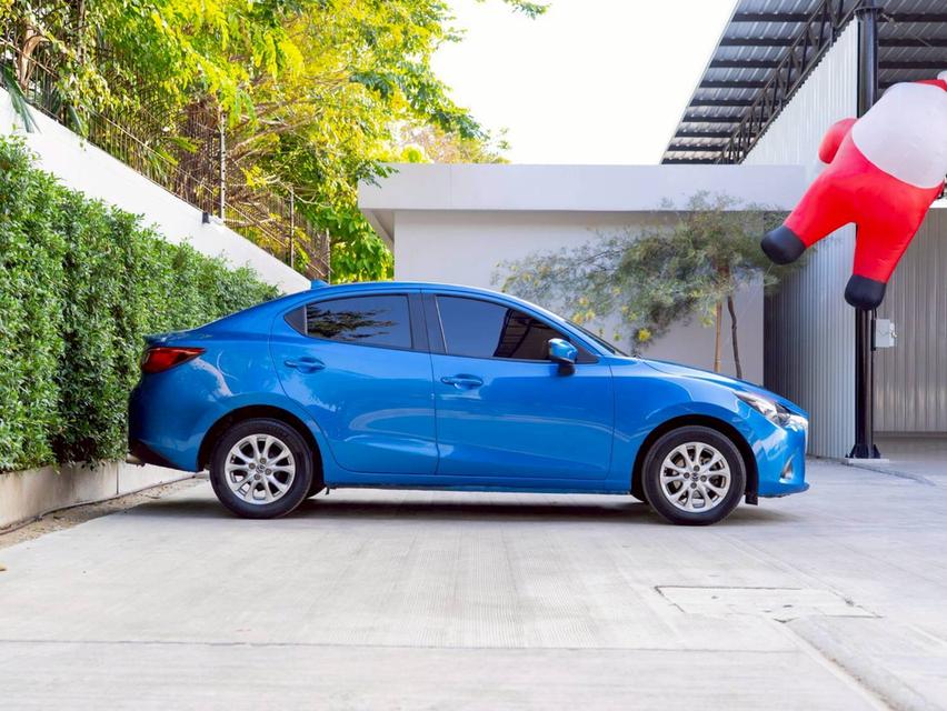 Mazda 2 1.3S ปี 2016 ♨️ #ประกันเครื่องเกียร์หลังการขาย3ปี / 30,000km. ♨️ 7