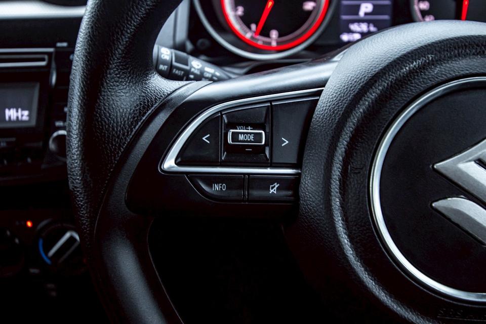 SUZUKI SWIFT 1.2 GL AT 2019 - ไมล์น้อยมือเดียว 45,000 (A+)Swift โฉมใหม่ สีฟ้าแต่งหล่อ ล้อซิ่ง ประหยัด 20 km/L รูปที่ 17