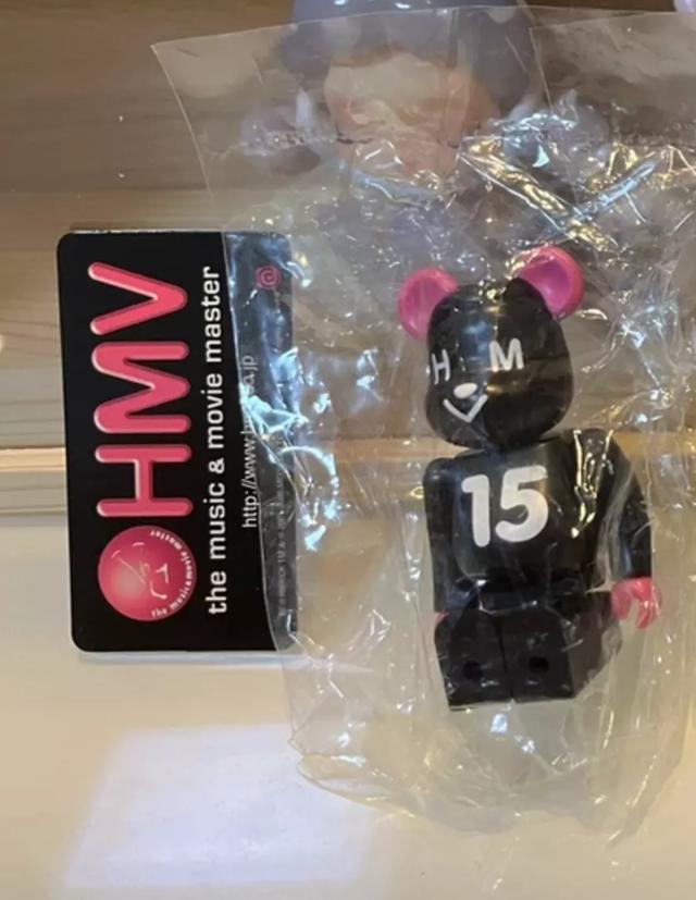 Bearbrick Series 10 SUPER Secret HMV Black 100%  3