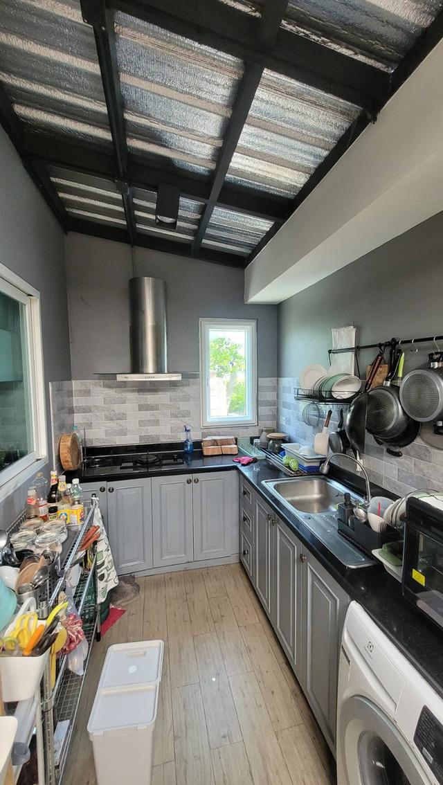 ขายบ้านทาวน์โฮมบิวอินทั้งหลังทุกห้อง หมู่บ้านเปี่ยมสุข-เอสเกต2 บางบัวทอง ใกล้รถไฟฟ้าคลองบางไผ่เพียง 5 กม. เจ้าของขายเองราคา3.9 ล้านบาท  โทร06-34422953 11