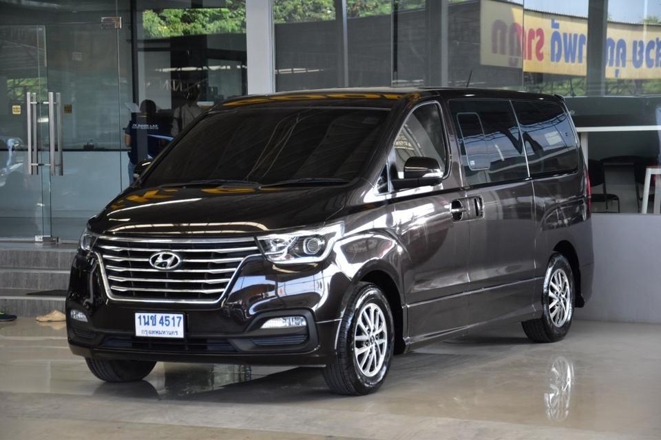 HYUNDAI H1 2.5 DELUXE (7 VIP SEATS) ปี 2019 รหัส TKG4517