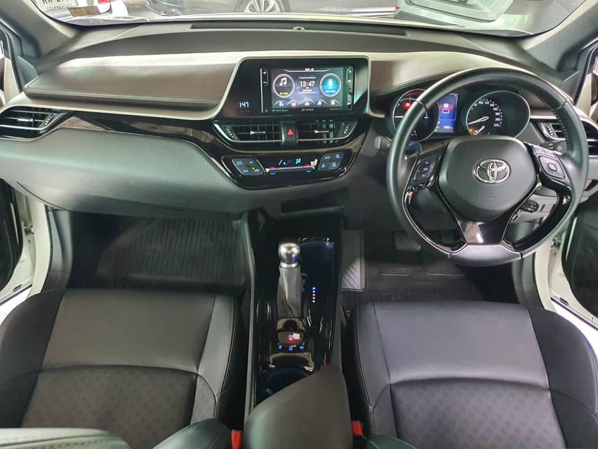 Toyota C-HR HV Mid (Hybrid) ปี 2020 Auto สีขาว มือ1 ออกห้าง 5