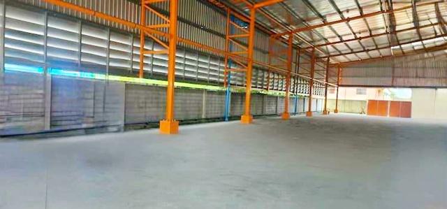 ใกล้สนามบินสุวรรณภูมิ ให้เช่าโกดัง 805ตร.ม. ARLลาดกระบัง 2.7กม.ถ.ร่มเกล้า19-29 205ตร.ว. 1