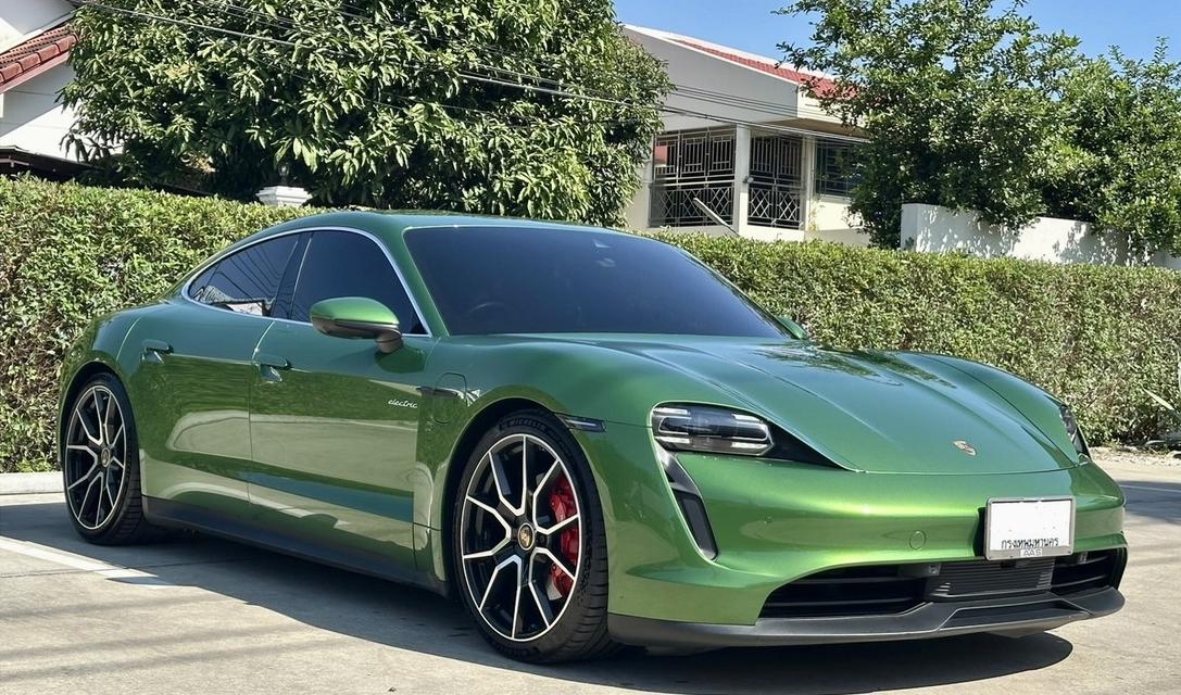 Porsche Taycan 4S (AAS)