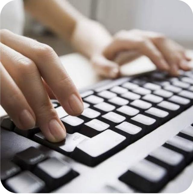 รับพิมพ์งานเอกสาร ทั้งภาษาไทย/ภาษาอังกฤษ หน้าละ 15-20 บาท สามารถคุยรายละเอียดของงานก่อนได้