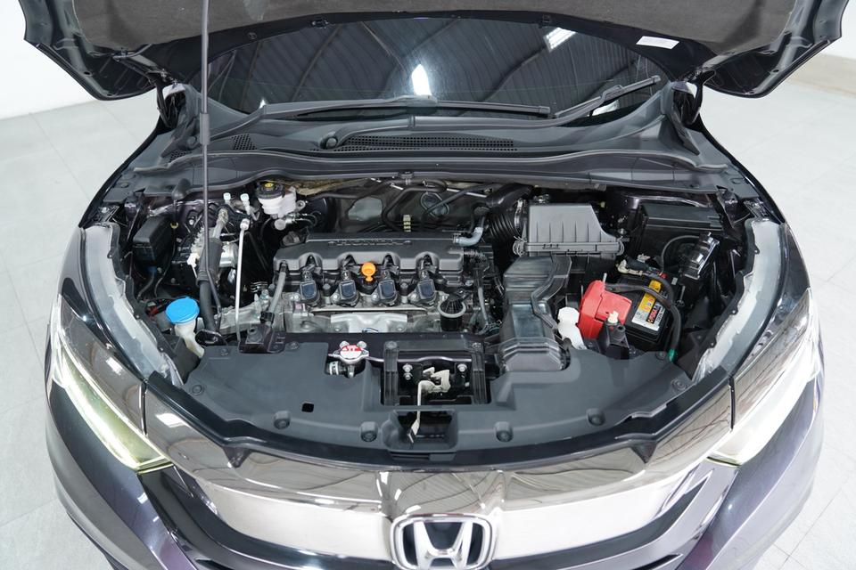 HONDA HR-V 1.8 E AT ปี 2018 สีเทา 3