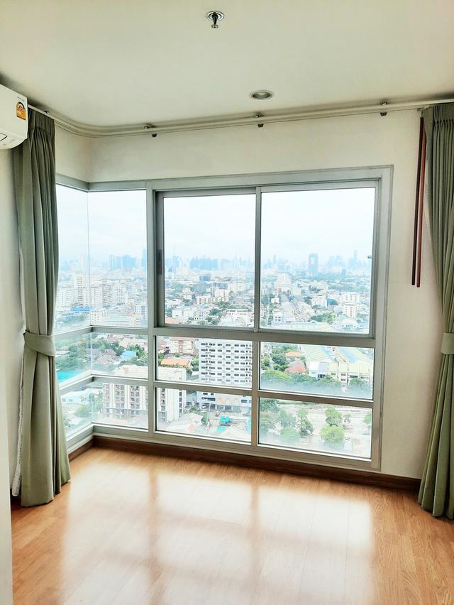 คอนโดยูดีไลท์ แอท จตุจักร สเตชั่น ขนาด 64 ตรม. 2 ห้องนอน 2 ห้องน้ำ 1 ห้องนั่งเล่น 1 ห้องครัว 2 ระเบียง  5