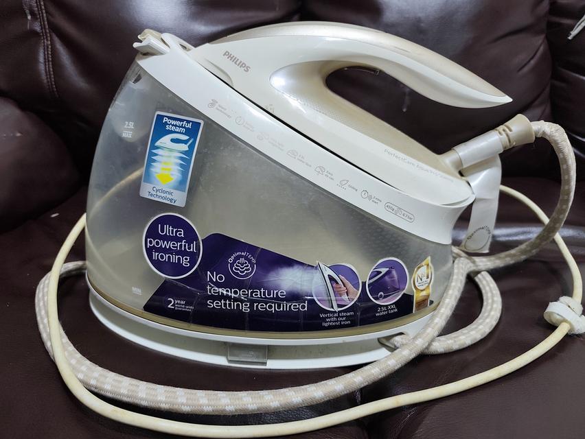 เตารีดแรงดันไอน้ำ Philips PerfectCare Aqua Pro รุ่น GC9410 2.5 ลิตร และเทคโนโลยี OptimalTEMP รีดผ้าทุกชนิดได้โดยไม่ต้องป