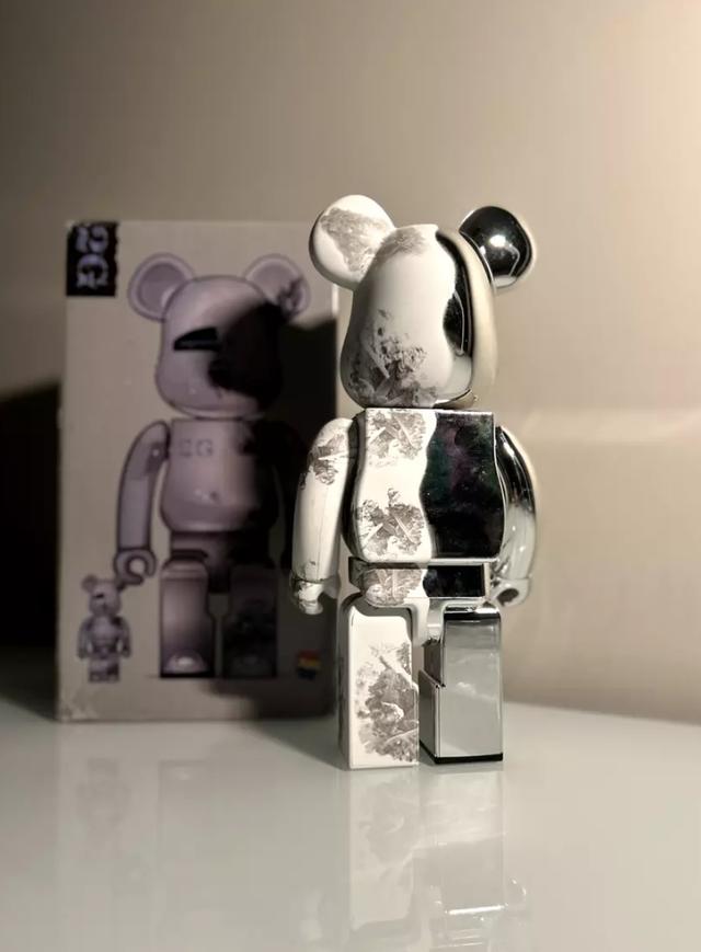 Bearbrick 400% Sorayama  3