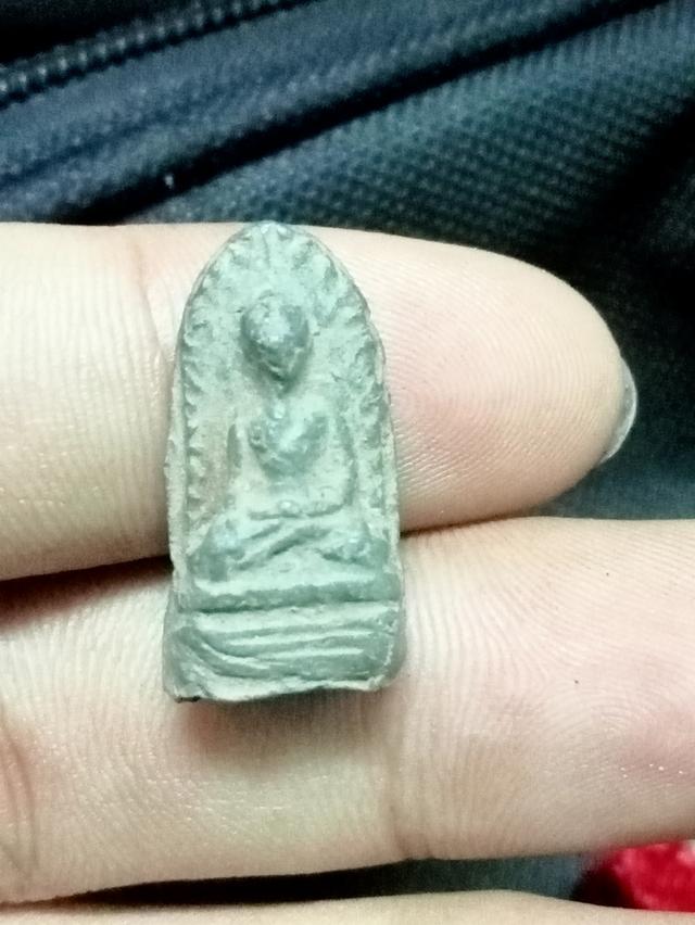 พระรอดลำพูนพิมพ์ใหญ่