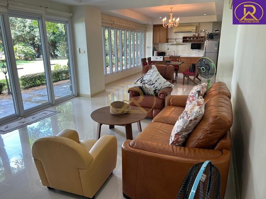 ให้เช่าคอนโดบางแสน เช่าระยะสั้นได้ สามมุข เทอเรส คอนโดมิเนียม (Sammuk Terrace Condominium) คอนโดติดทะเลบางแสน ห้องใหญ่ วิวทะเล  ต.แสนสุข อ.เมืองชลบุรี 1