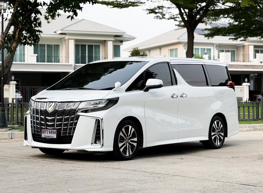 Toyota Alphard SC Package 2022 สีขาว ไมล์น้อย รถมือเดียวประวัติศูนย์ครบ ราคาดีมากช้าอด