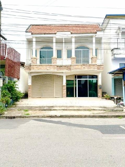 รร.เซ็นต์ปอลหนองคาย 1.7กม.ติดถนนหลัก ตลาดท่าเสด็จ 3.2 กม.ตลาดวัดธาตุ ให้เช่าอาคารพาณิชย์ 2 ชั้น 35ตร.วา.295 ตร.ม.2 นอน 2 1