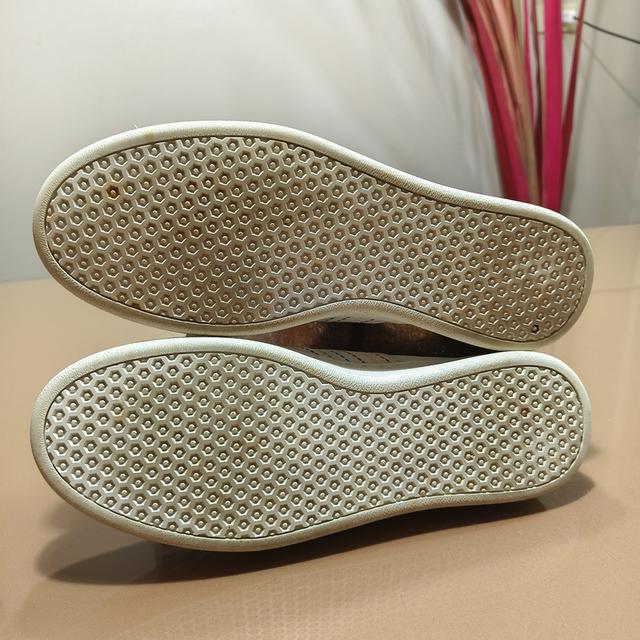 Stefano RossiSize 41/26 cm⭐⭐⭐⭐ Pre-owned/ Great Condition🔥 Price : 590฿ รูปที่ 5