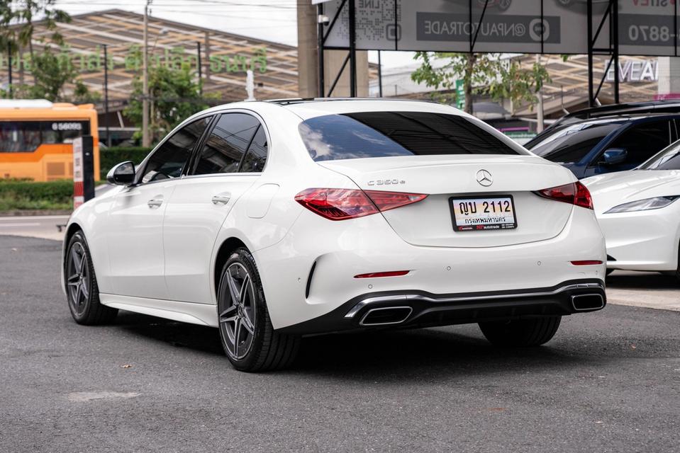 (แจ้งรหัสรถ NP2112) รุ่นรถ : BENZ C350e AMG DYNAMICปีรถ : 2024 รูปที่ 7