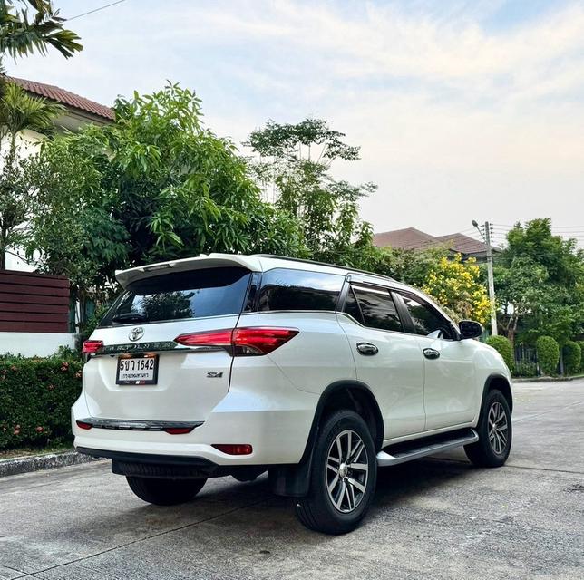 รหัสรถ CH1642 Toyota Fortuner 2.4 Top Sigma4 ดีเซล 4WD 2