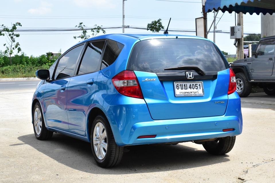 รหัสรถ PB4051 HONDA JAZZ 1.5V AUTO 2013 เบนซิน 2