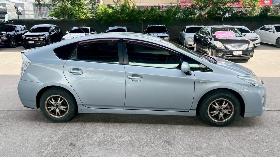 Toyota Prius 2.0 Hybrid AT ปี 2012 รถสวย สภาพดี