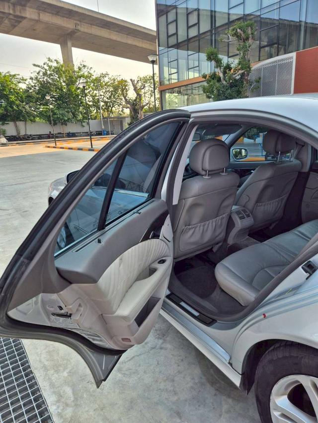 รถขาย Benz E200 W211 ปี 2009 สีเงิน เลขไมล์น้อย รูปที่ 7