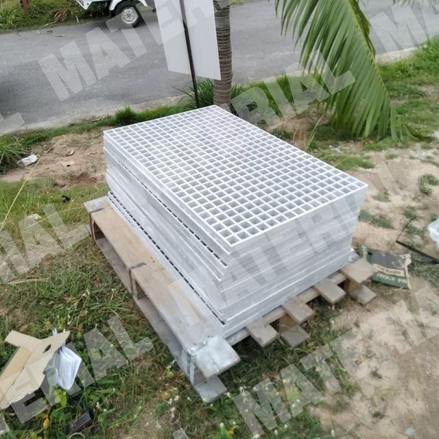 ตะแกรงรางระบายน้ำไฟเบอร์กลาส