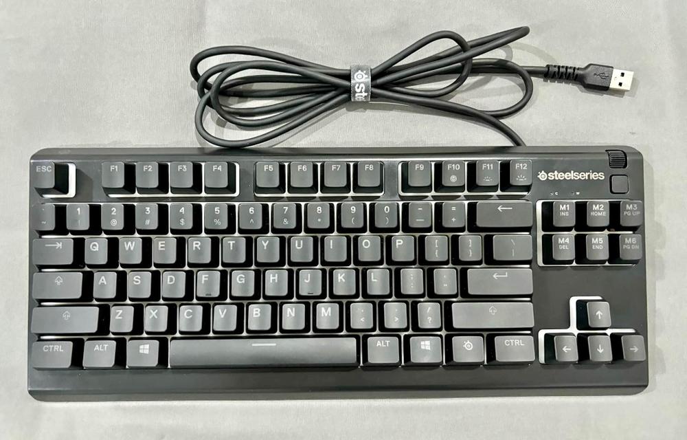 แป้นพิมพ์ Steelseries APEX 3 TKL