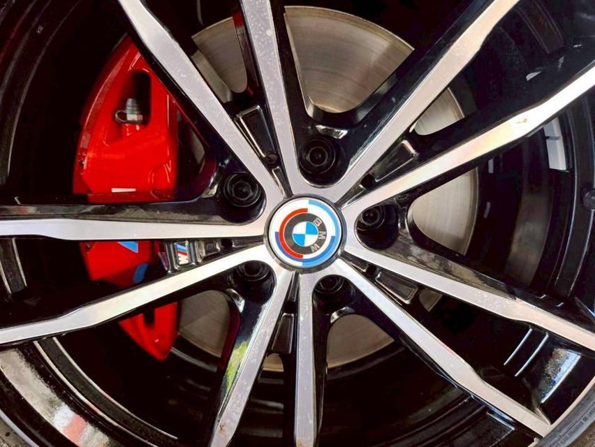 รหัสรถ KPV1100 2023 BMW 330e M SPORT LCI สีขาว 11