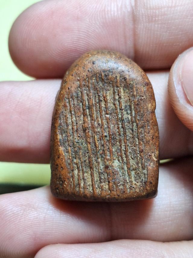 พระซุ้มกอ พิมพ์ใหญ่มีลายกนก รูปที่ 3