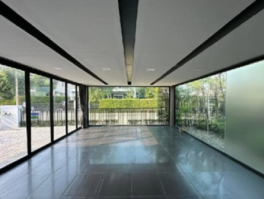 ให้เช่าบ้านเดี่ยว 2 ชั้น หมู่บ้าน เดอะแกรนด์ ปิ่นเกล้า บ้านสวยมาก / หลังใหญ่ 118 ตารางวา / แอร์ 9 เครื่อง 12