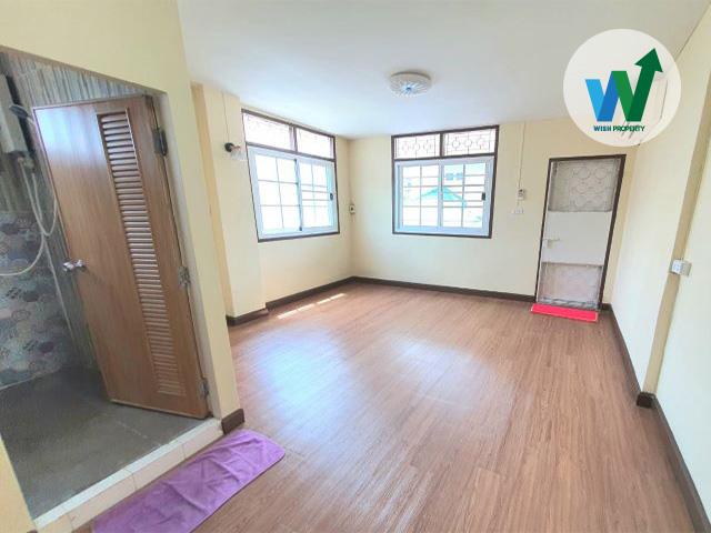 ตึกแถว ซอยประชาสันติ ดินแดง หลังมุม 7