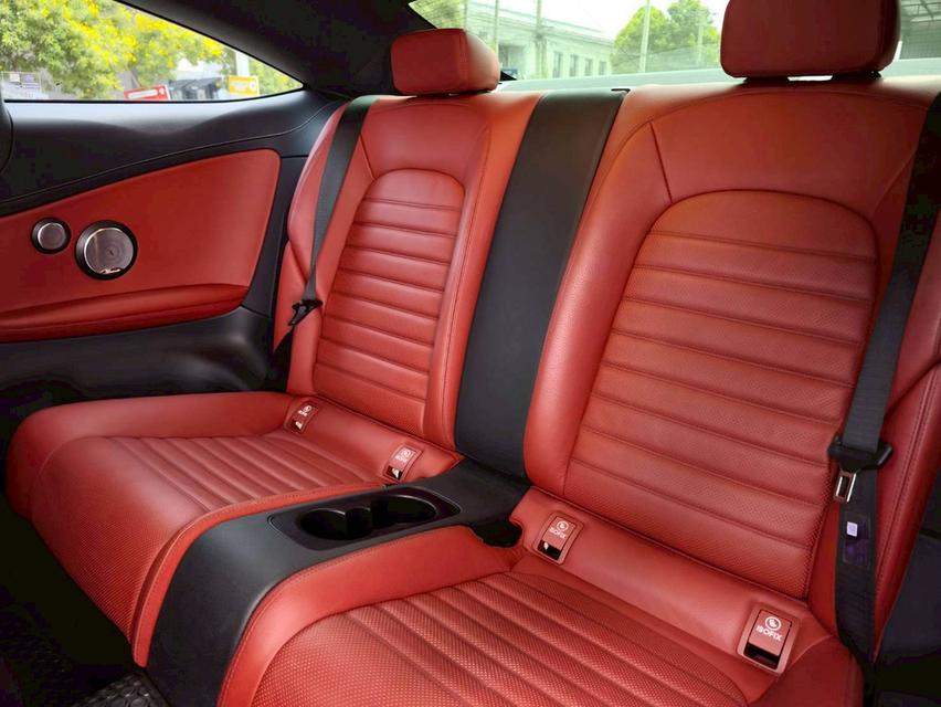 รหัสรถ KPV51 2024 BENZ C200 2.0 COUPE AMG DYNAMIC 8
