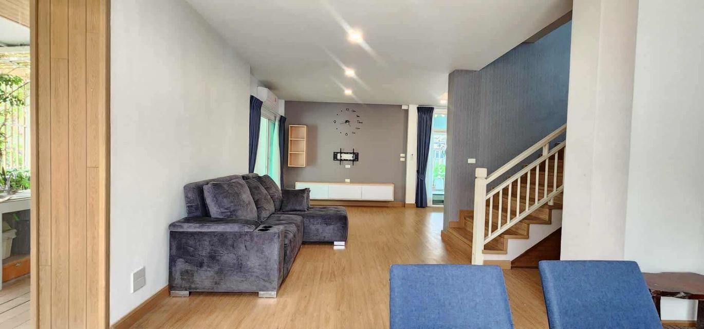 🏡 บ้านเดี่ยวสองชั้นในโครงการ ใกล้ตลาด ห้างสรรพสินค้า โรงพยาบาล #เมืองเชียงใหม่ ราคาเพียง 25,000 บาท/เดือน ✨ 清迈双层独栋别墅出租 2 卧室 3 卫生间 – 租金 25,000 泰铢/月 ✨ 3