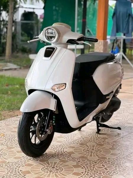 ส่งต่อรถมอเตอร์ไซค์สวยๆ Honda Giorno+