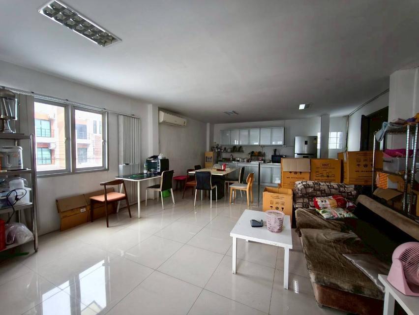 อาคารพาณิชย์ 3 คูหา ถนนนาวงประชาพัฒนา แขวงสีกัน เขตดอนเมือง กรุงเทพมหานคร 12