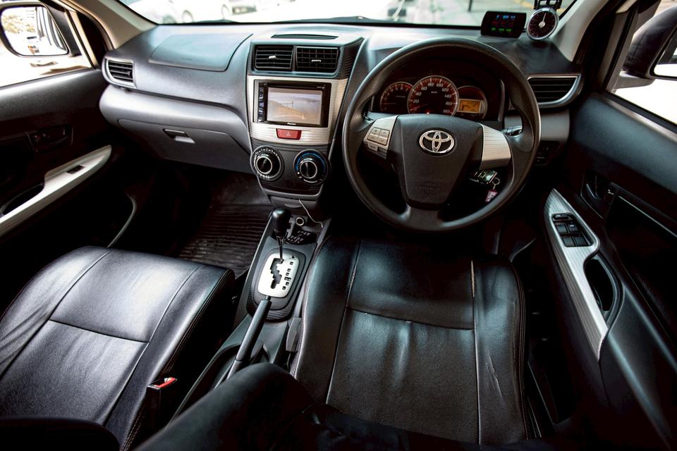 Toyota Avanza 1.5S ปี 2013 Auto สีขาว สภาพดี รูปที่ 17