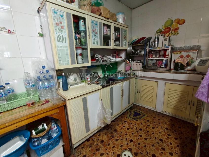หมู่บ้านอู่ทองเพลส 6 ซอยเปียร์นนท์ ใกล้โรงพยาบาลสินแพทย์ ลำลูกกา ถนนลำลูกกา ต.คูคต อ.ลำลูกกา จ. ปทุมธานี 11