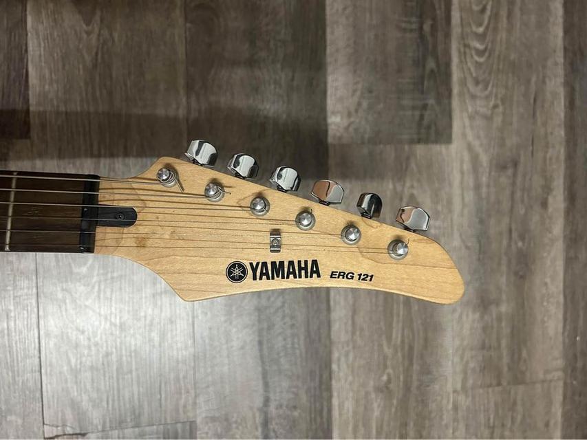 กีต้าร์ไฟฟ้า Yamaha สภาพดีมาก 4