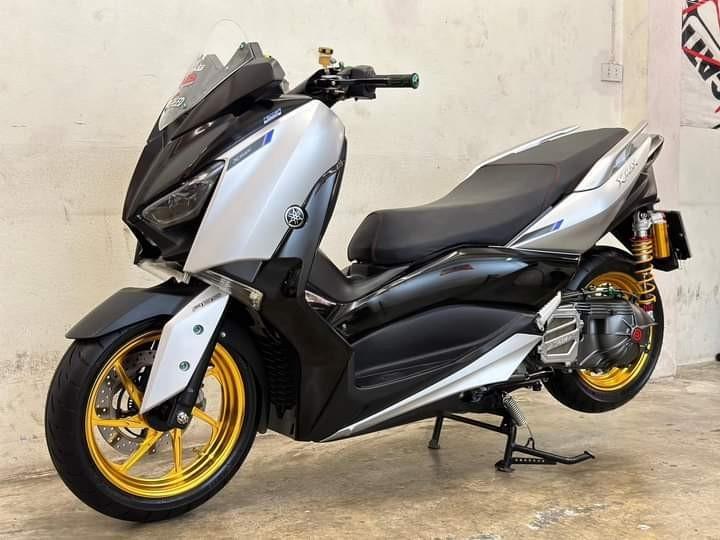 Yamaha XMAX 300 ปี 2019 5