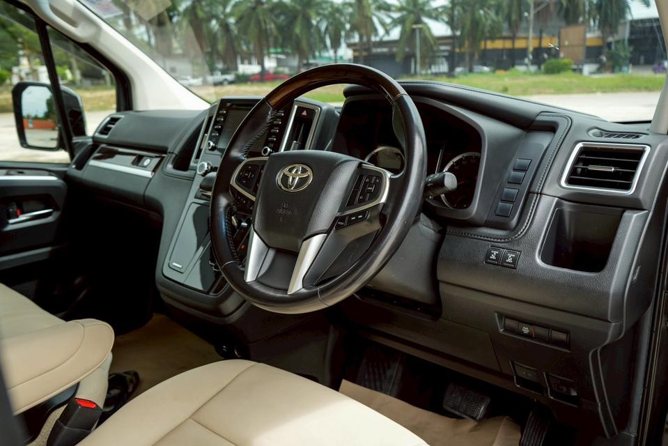 Toyota majesty  ไมล์ 8xxxx km. 6