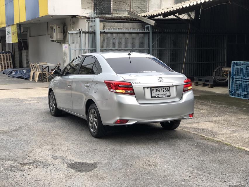 Toyota Vios 1.5 Mid 2019 รองท็อป  4