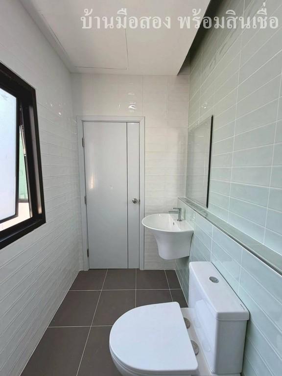 โครงการซิกเนเจอร์ ถนนวัชรพล 11