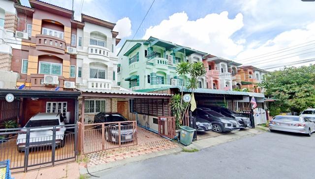 นวลจันทร์ 25-33 บิ้วท์อินภายใน รร.วัดนวลจันทร์ 399ม MRTวัชรพล 1.6กม ทาวน์เฮ้าส์ 3 ชั้น 4นอน 4แอร์ 3น้ำ 21ตร.วา.252 ตร.ม. 1