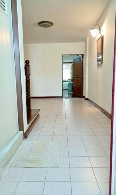 เซ็นทรัลลาดพร้าว 900ม.ให้เช่าอาคารพาณิชย์ 3.5 ชั้น พหลโยธิน20-26 ใกล้ 18 ตร.ว. 250 ตร.ม. BTSพหลโยธิน24 400 ม. 8