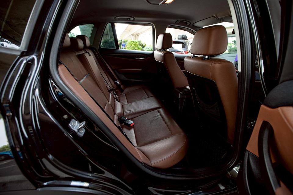 BMW X1 XDrive20d ปี 2014 รูปที่ 11