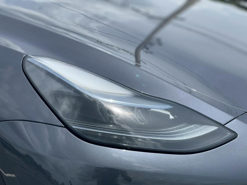 Tesla Model Y Long Range 2023  4