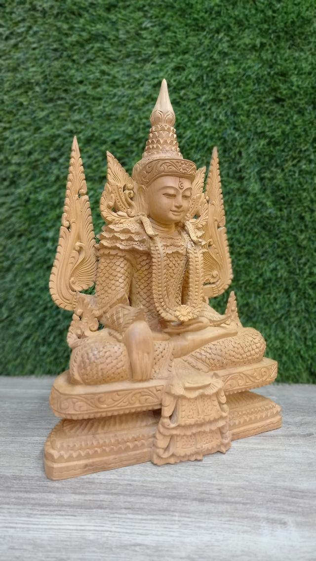 พระมัยมุณีไม้จันทร์หอม แกะสลัก หน้าตัก7นิ้ว พระมหามัยมุณี