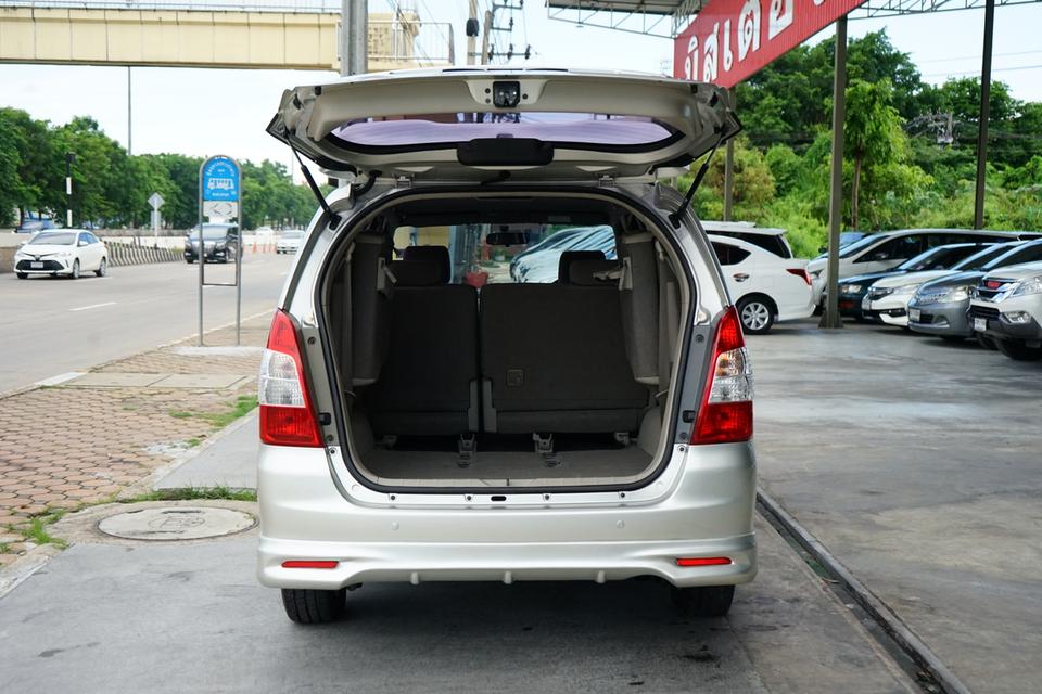 2012 TOYOTA INNOVA 2.0G