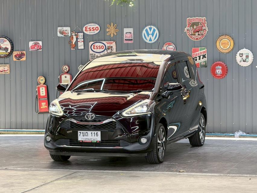 TOYOTA SIENTA 1.5 V ปี2020สภาพกริ๊บๆ ออพชั่นเต็มคัน พร้อมใช้งาน
