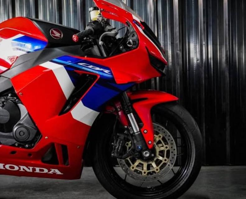 Honda CBR600 มือสอง 4