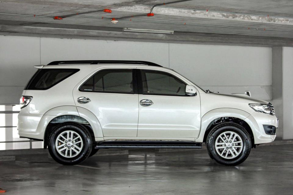 TOYOTA FORTUNER 3.0 V 2WD 2012SUV 7 ที่นั่ง เครื่อง 3000 VNT แรง ทน ซ่อมง่าย รูปที่ 2