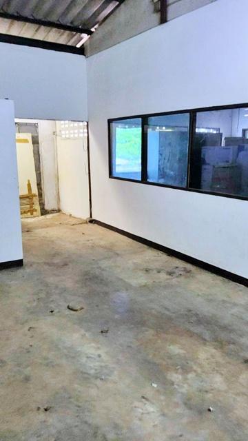 เพชรเกษม64-72 ถ.บางแวก MRT บางแค 1.2กม. ให้เช่าโกดัง พร้อมออฟฟิศ และห้องพักพนักงาน 75 ตร.วา. 300 ตร.ม..เดอะมอลล์ บางแค 1 4